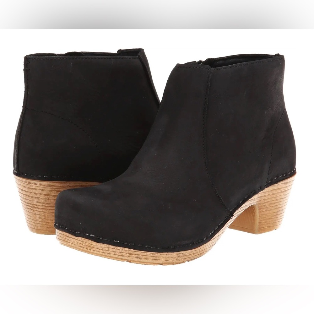 DANSKO Maria Bootie, size 38